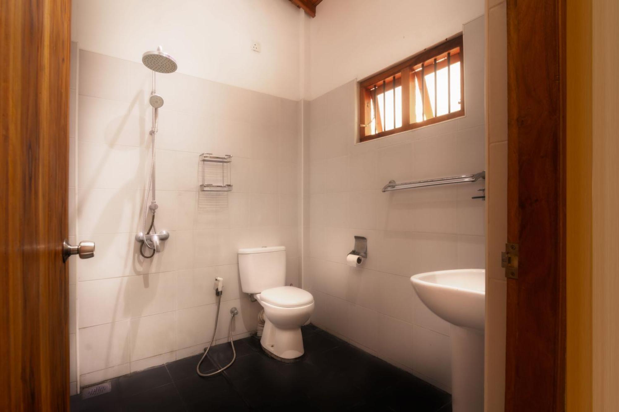 Hotel Arugambay Coco Bay Arugam Bay Zimmer foto