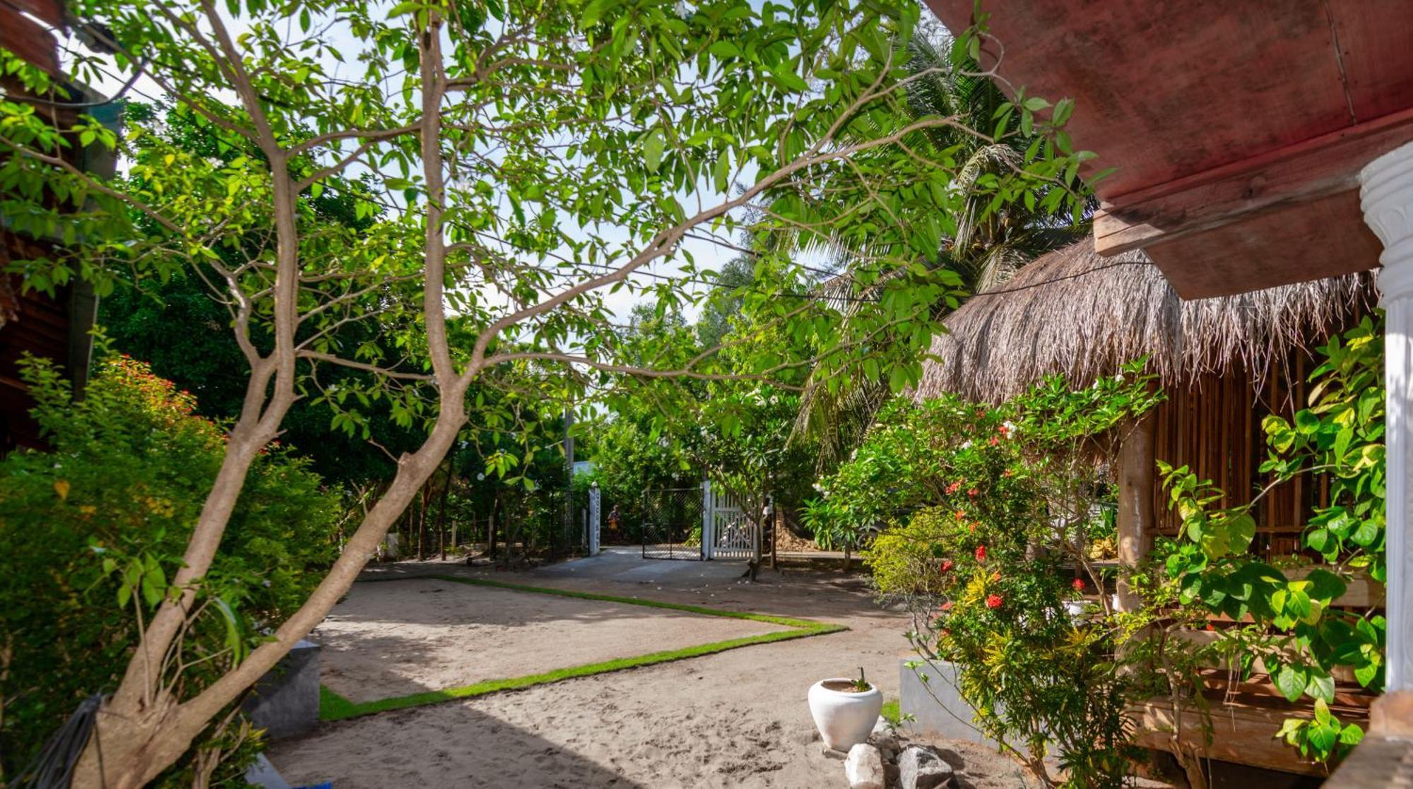 Hotel Arugambay Coco Bay Arugam Bay Exterior foto